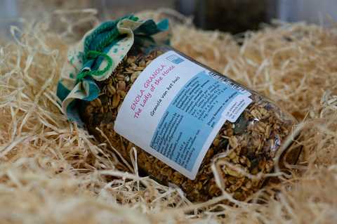 Afbeelding van Enola Granola -The Lady of The House 